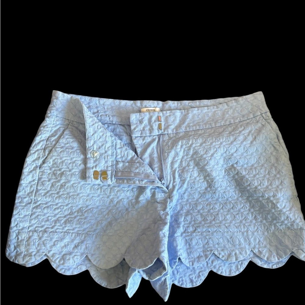 Crown & Ivy Light Blue High Waist Scalloped Textured Chino Shorts‎ EUC Sz 12